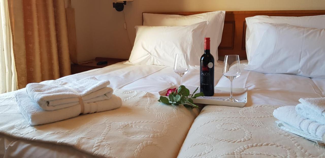 Parnon Hotel Agios Petros  エクステリア 写真