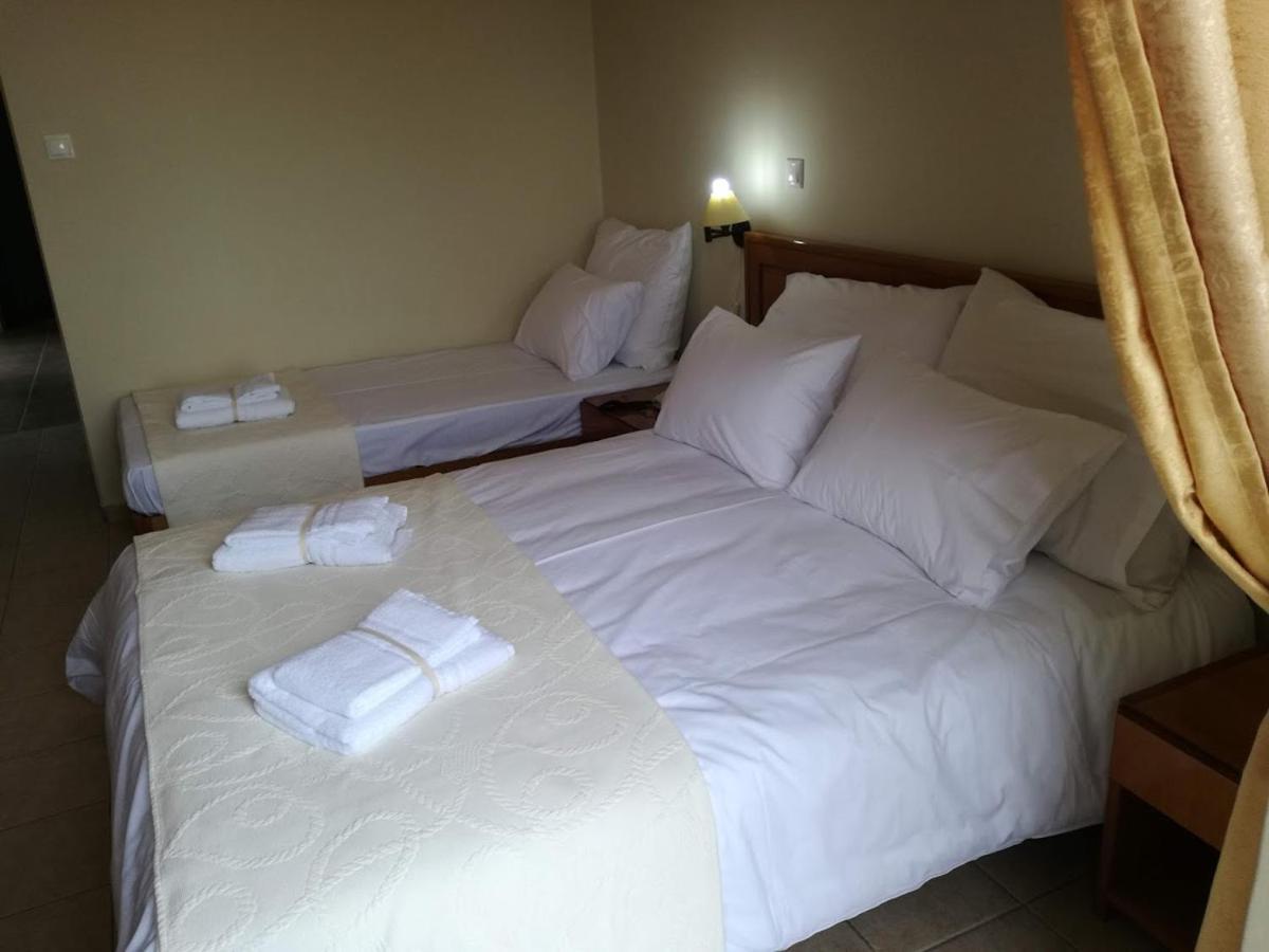 Parnon Hotel Agios Petros  エクステリア 写真