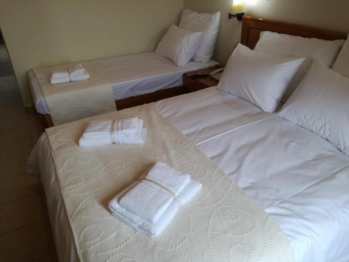 Parnon Hotel Agios Petros  エクステリア 写真