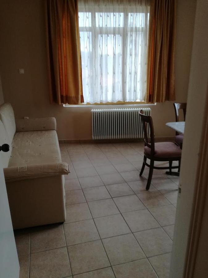 Parnon Hotel Agios Petros  エクステリア 写真