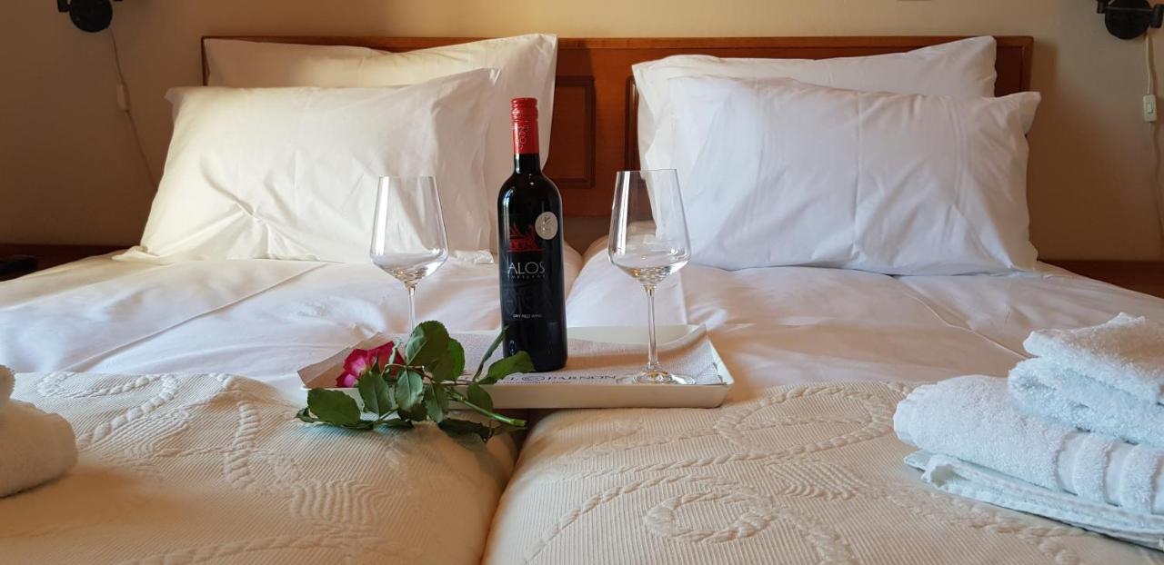 Parnon Hotel Agios Petros  エクステリア 写真